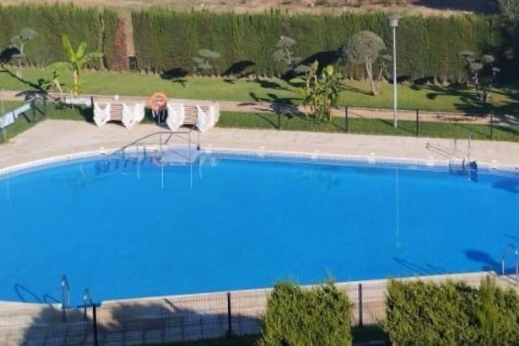 Willa Casa En Ruta De La Plata Con Piscina Comunitaria Guillena Zewnętrze zdjęcie